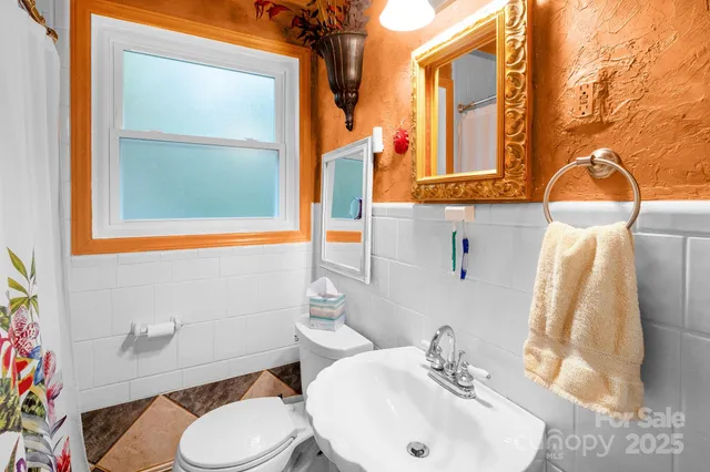 $165,000 | 3132 Marlborough Road, Charlotte, NC 28208