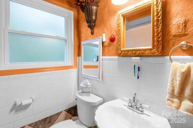 $165,000 | 3132 Marlborough Road, Charlotte, NC 28208