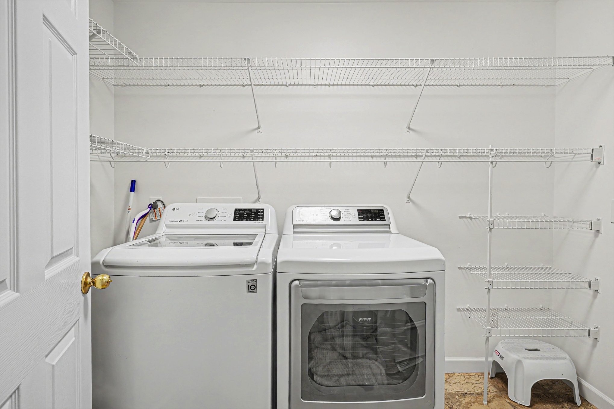 5833 Highway 76 East Springfield, TN 37172 - Photo 40 of 66 a utility room with dryer and washer