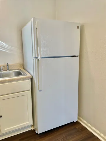 $800 | 1755 West 6th Street, Freeport, TX 77541