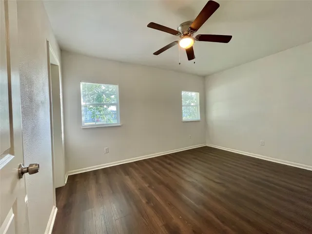 $800 | 1755 West 6th Street, Freeport, TX 77541