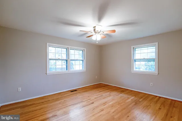 $3,800 | 2012 Friendship Lane, Falls Church, VA 22043