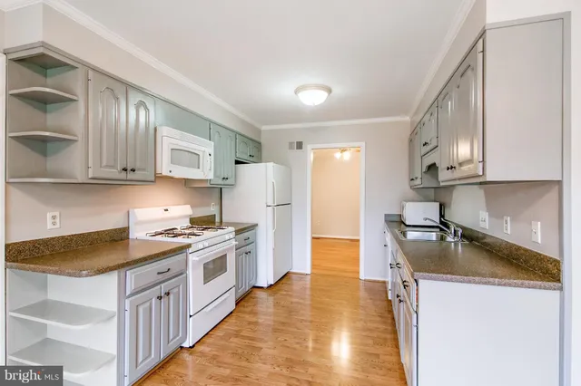 $3,800 | 2012 Friendship Lane, Falls Church, VA 22043