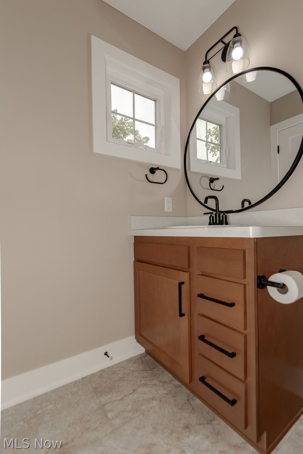 8225 Midland Road Mentor, OH 44060 - Photo 25 of 39 Gallery Image 25