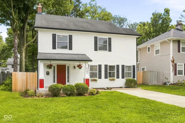 $395,000 | 4543 Carrollton Avenue, Indianapolis, IN 46205