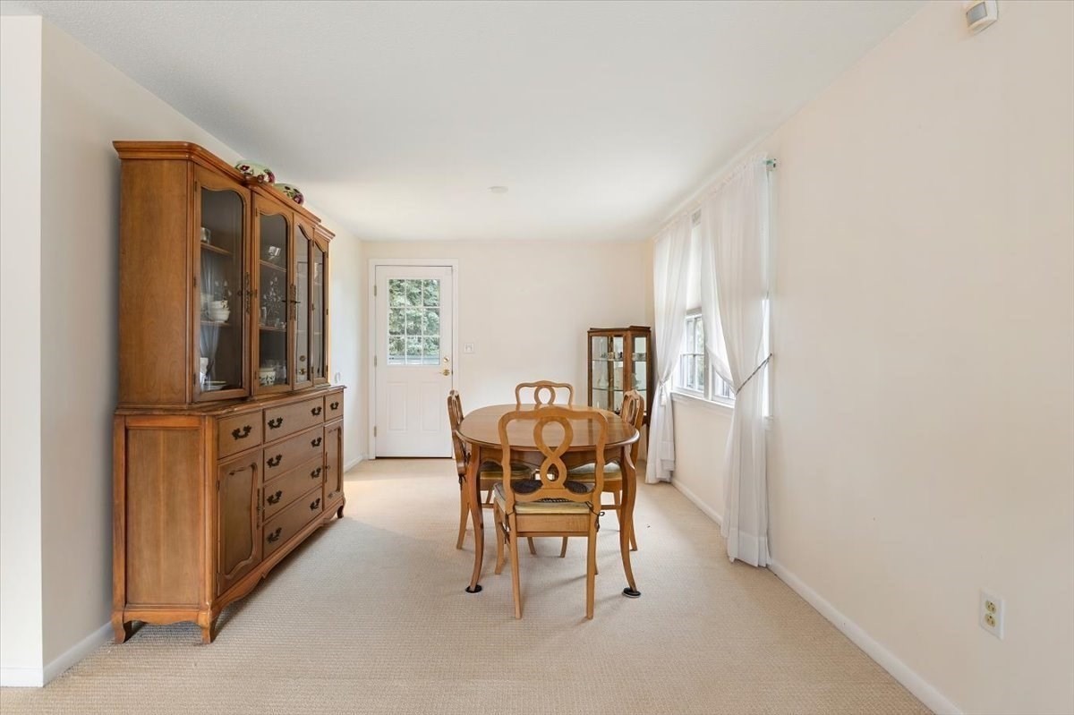 54 Apple D’Or Road Framingham, MA 01701 - Photo 8 of 31 Gallery Image 8