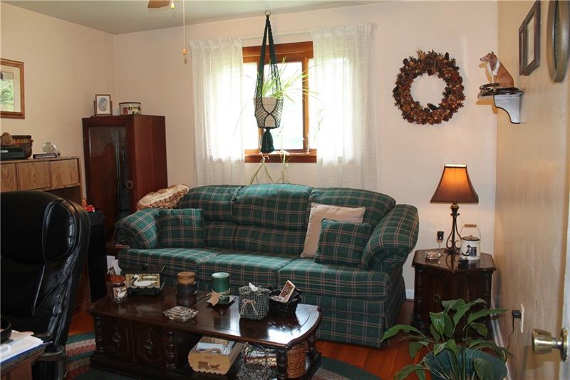 916 Mounts Road Washington, PA 15301 - Photo 14 of 25