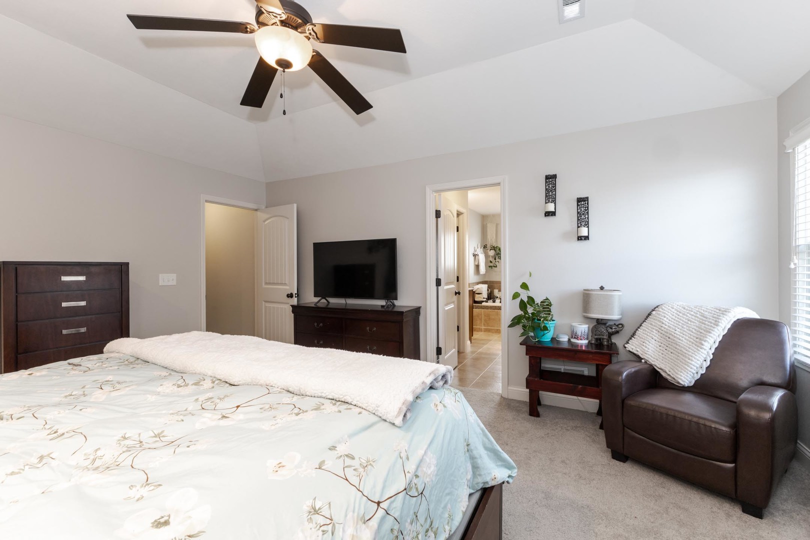 5005 Longfield Road Bloomington, IL 61705 - Photo 28 of 56 Gallery Image 28