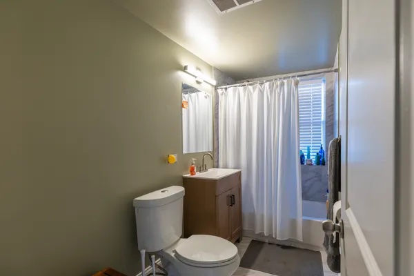 $1,050,000 | 3835 West North Avenue, Chicago, IL 60647