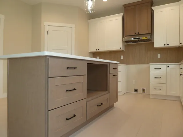 $589,900 | 717 Tamarack Trail, Holmen, WI 54636