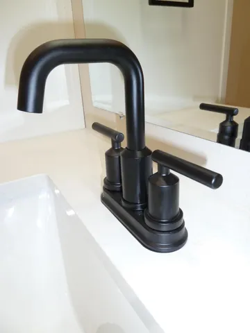 $589,900 | 717 Tamarack Trail, Holmen, WI 54636