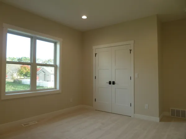 $589,900 | 717 Tamarack Trail, Holmen, WI 54636