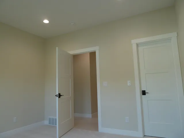 $589,900 | 717 Tamarack Trail, Holmen, WI 54636