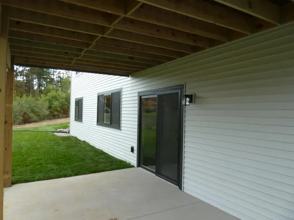 $589,900 | 717 Tamarack Trail, Holmen, WI 54636