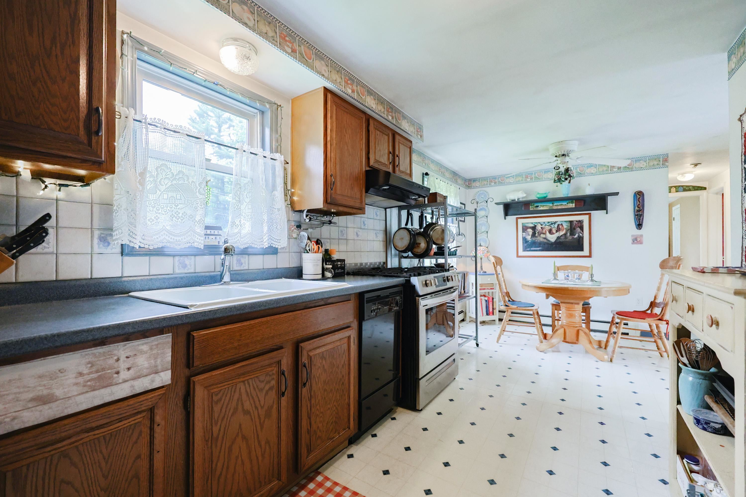 372 Whittier Road Tamworth, NH 03890 - Photo 17 of 55 Gallery Image 17