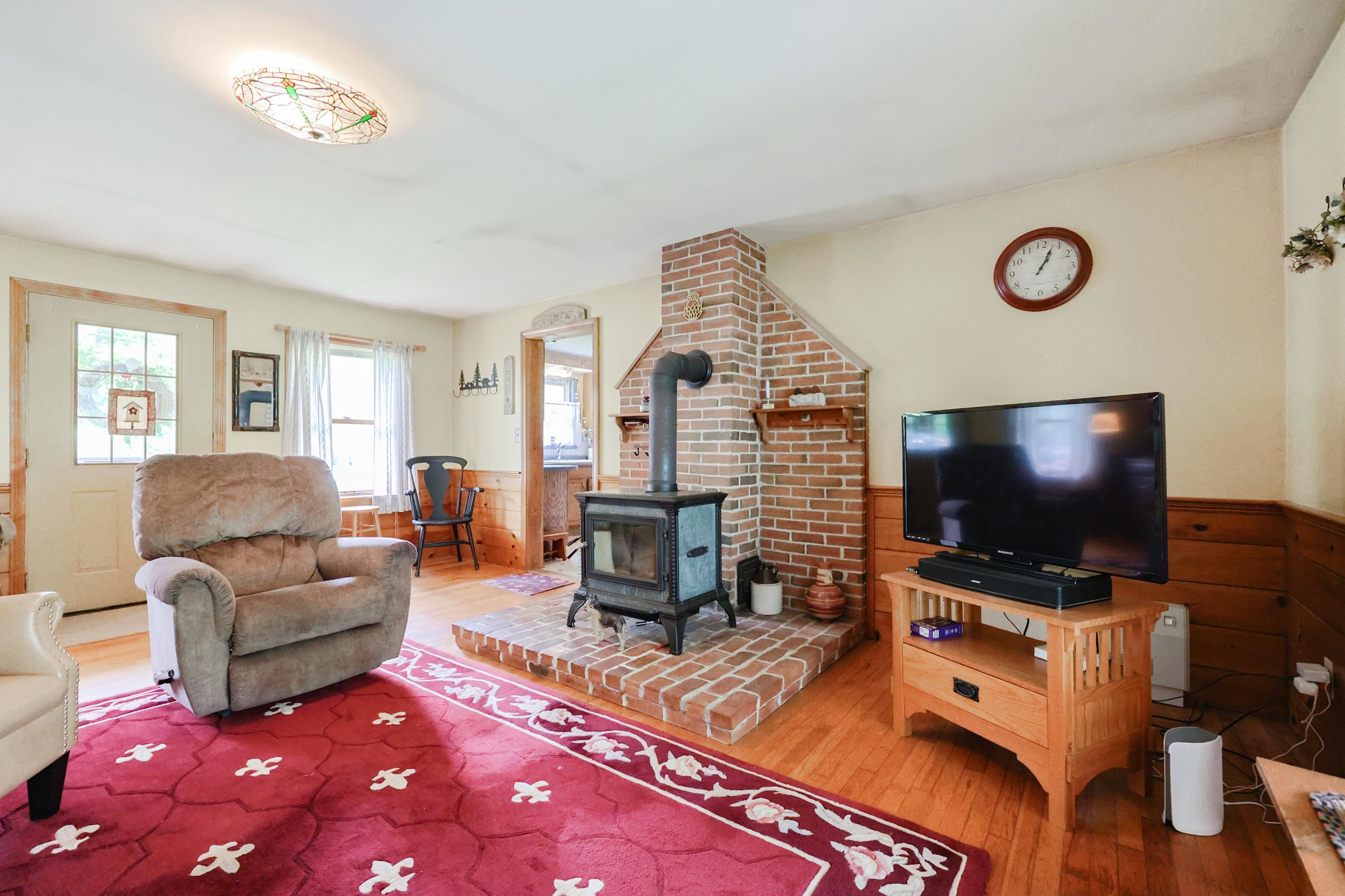 372 Whittier Road Tamworth, NH 03890 - Photo 5 of 55 Gallery Image 5