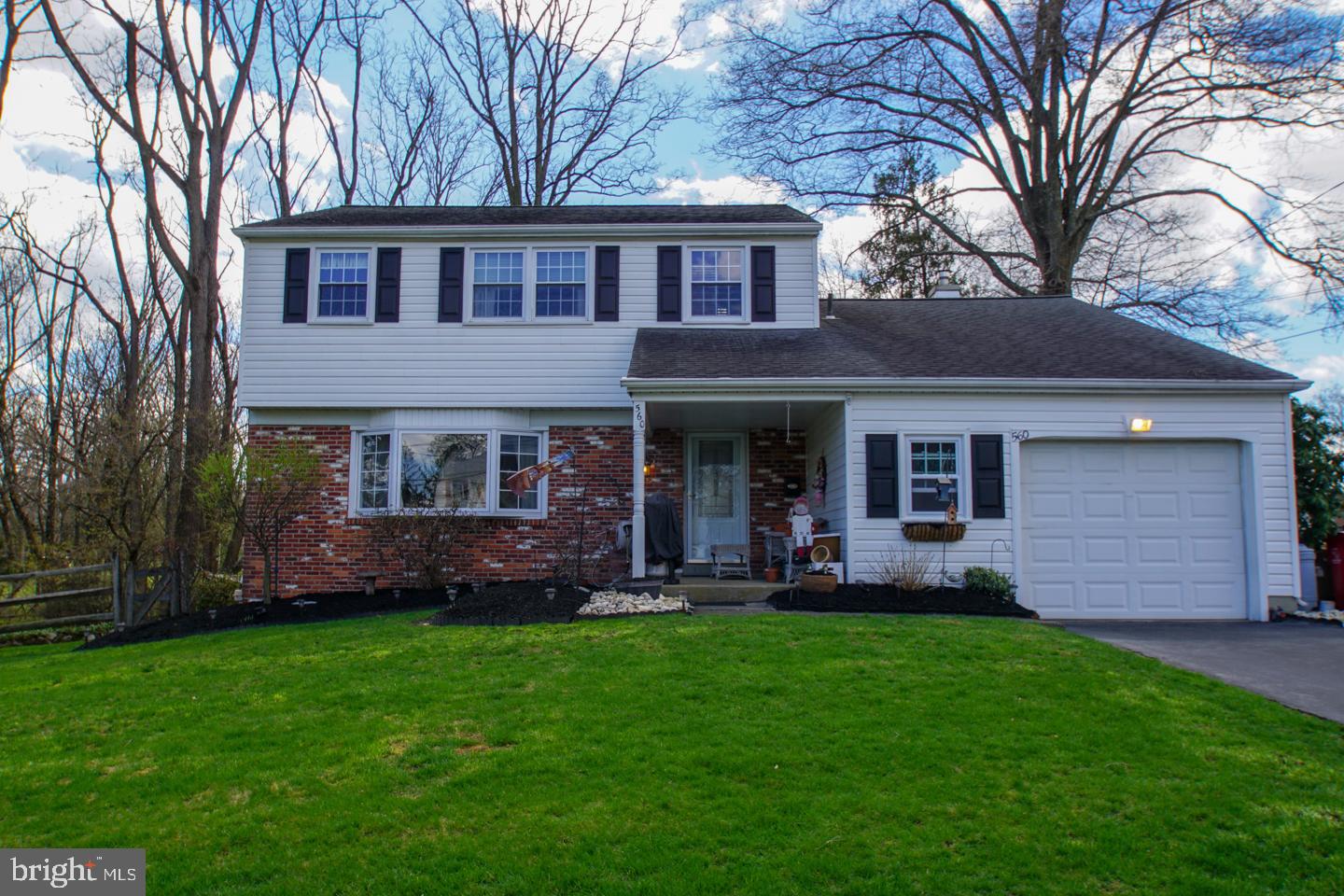 560 Parmentier Road Warminster, PA 18974 - Photo 2 of 48