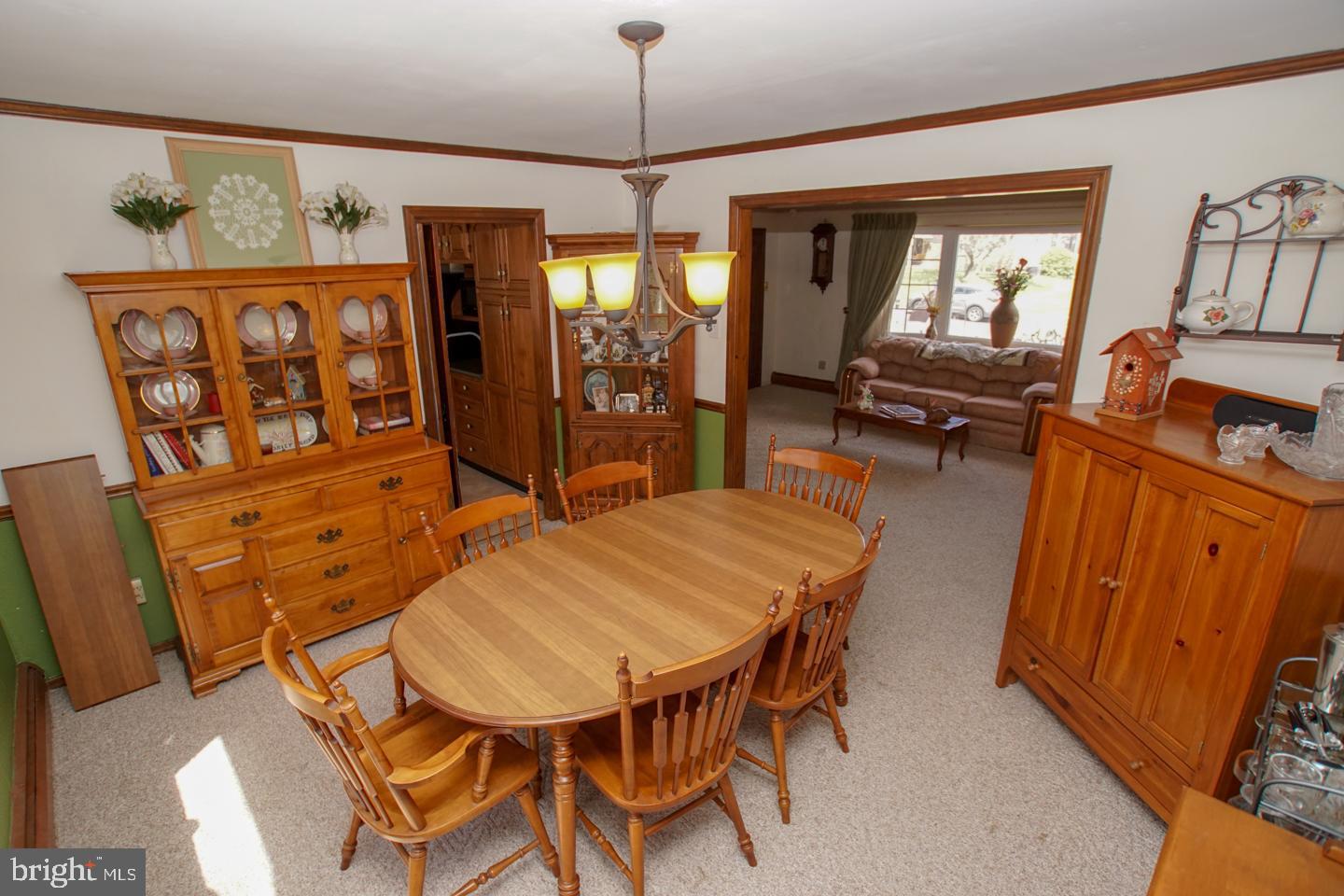560 Parmentier Road Warminster, PA 18974 - Photo 12 of 48