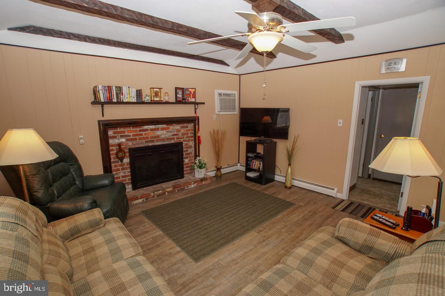560 Parmentier Road Warminster, PA 18974 - Photo 21 of 48