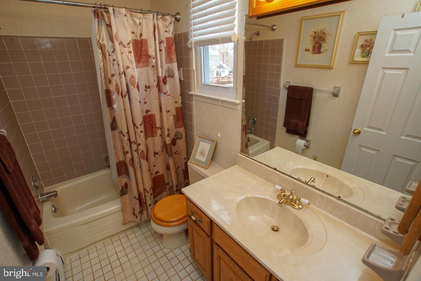 560 Parmentier Road Warminster, PA 18974 - Photo 29 of 48