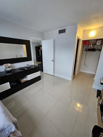 $4,600 | 9273 Collins Avenue, Unit 408, Surfside, FL 33154