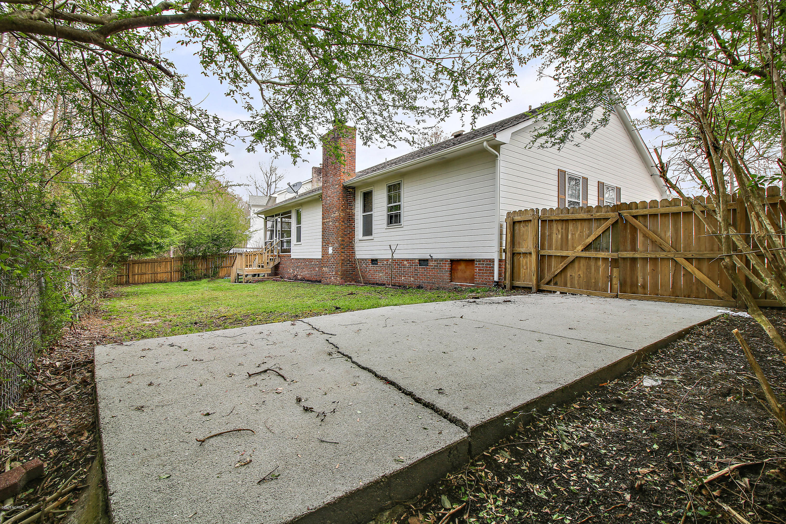 122 Raintree Circle Jacksonville, NC 28540 - Photo 20 of 21 IMG_7348-2