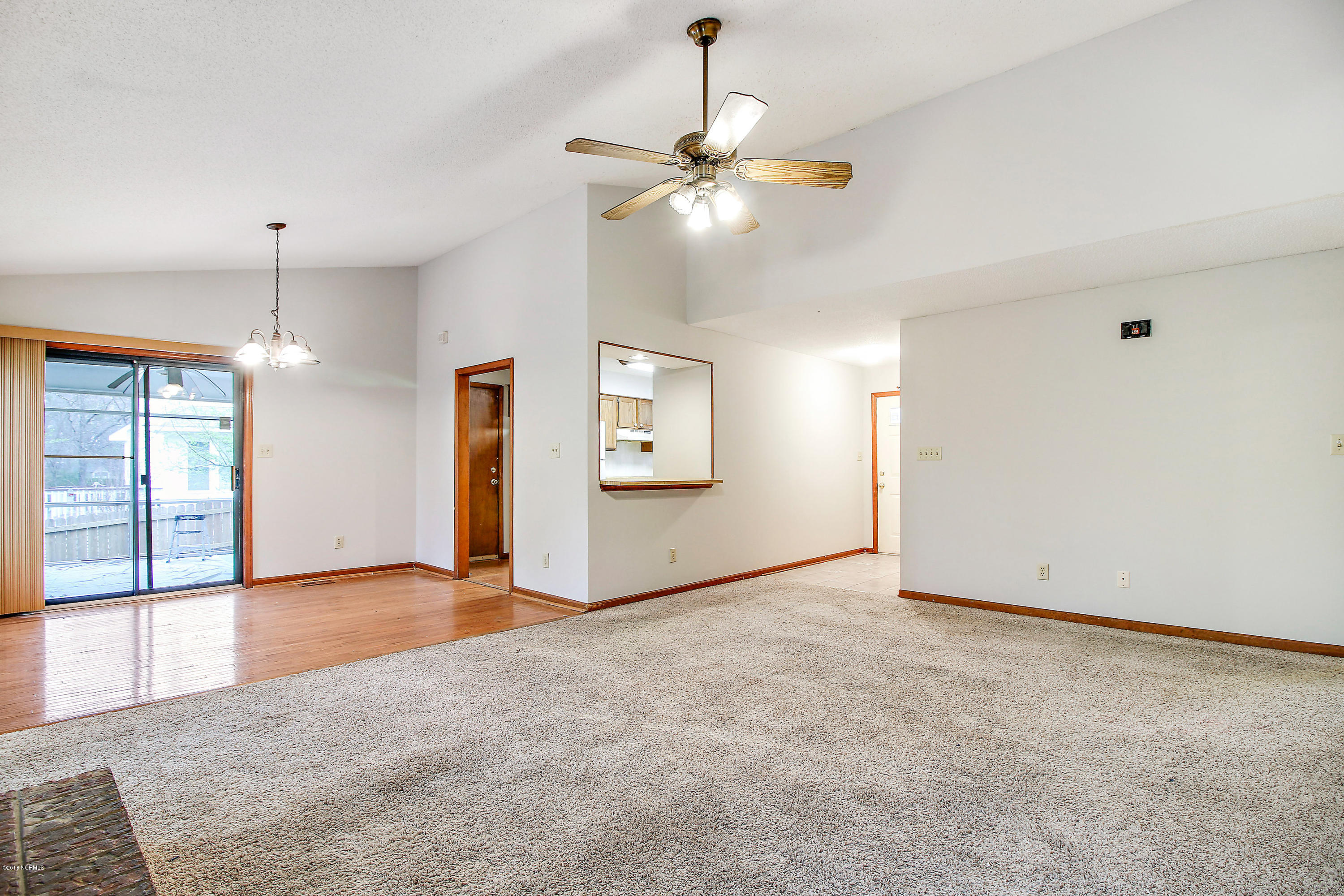 122 Raintree Circle Jacksonville, NC 28540 - Photo 9 of 21 IMG_7275