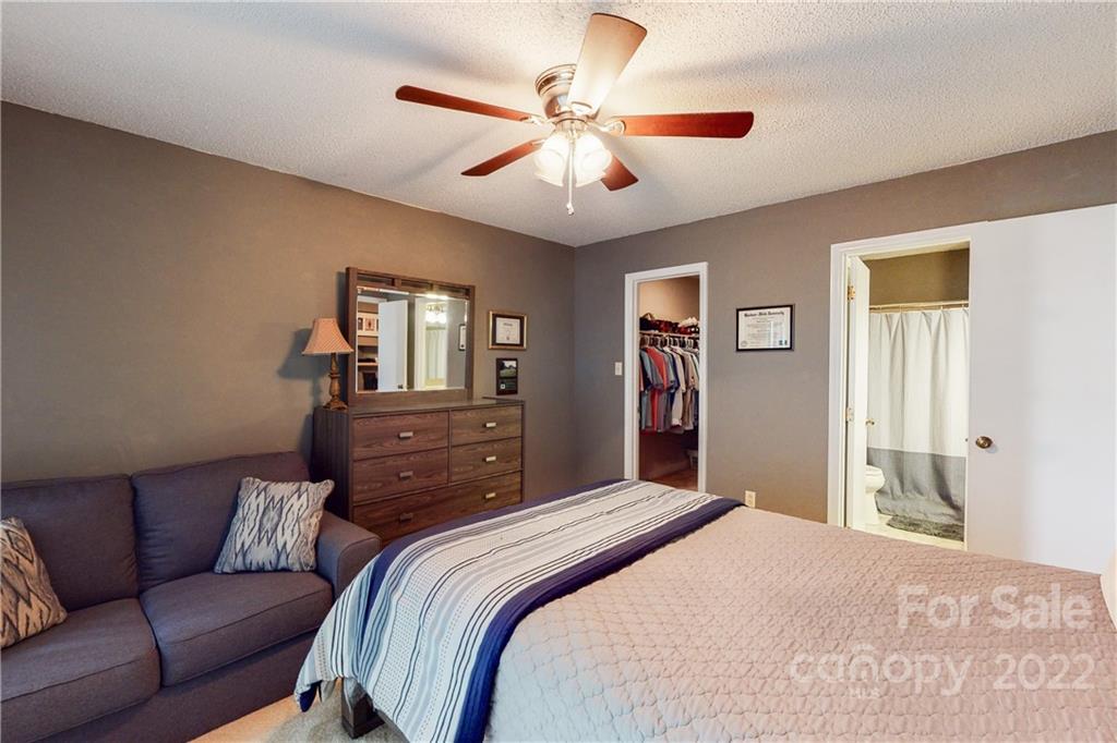 1608 Sharon Road West, Unit 44 Charlotte, NC 28210 - Photo 18 of 25 Gallery Image 18