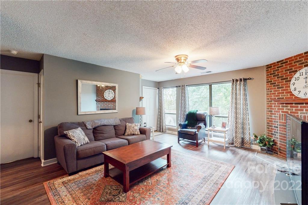 1608 Sharon Road West, Unit 44 Charlotte, NC 28210 - Photo 6 of 25 Gallery Image 6