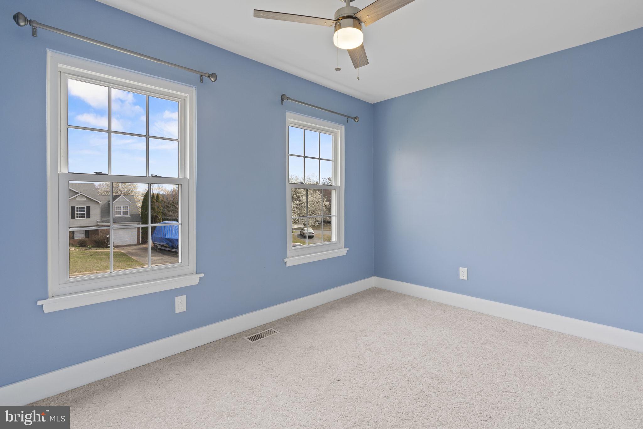 5673 Roundtree Drive Woodbridge, VA 22193 - Photo 20 of 24