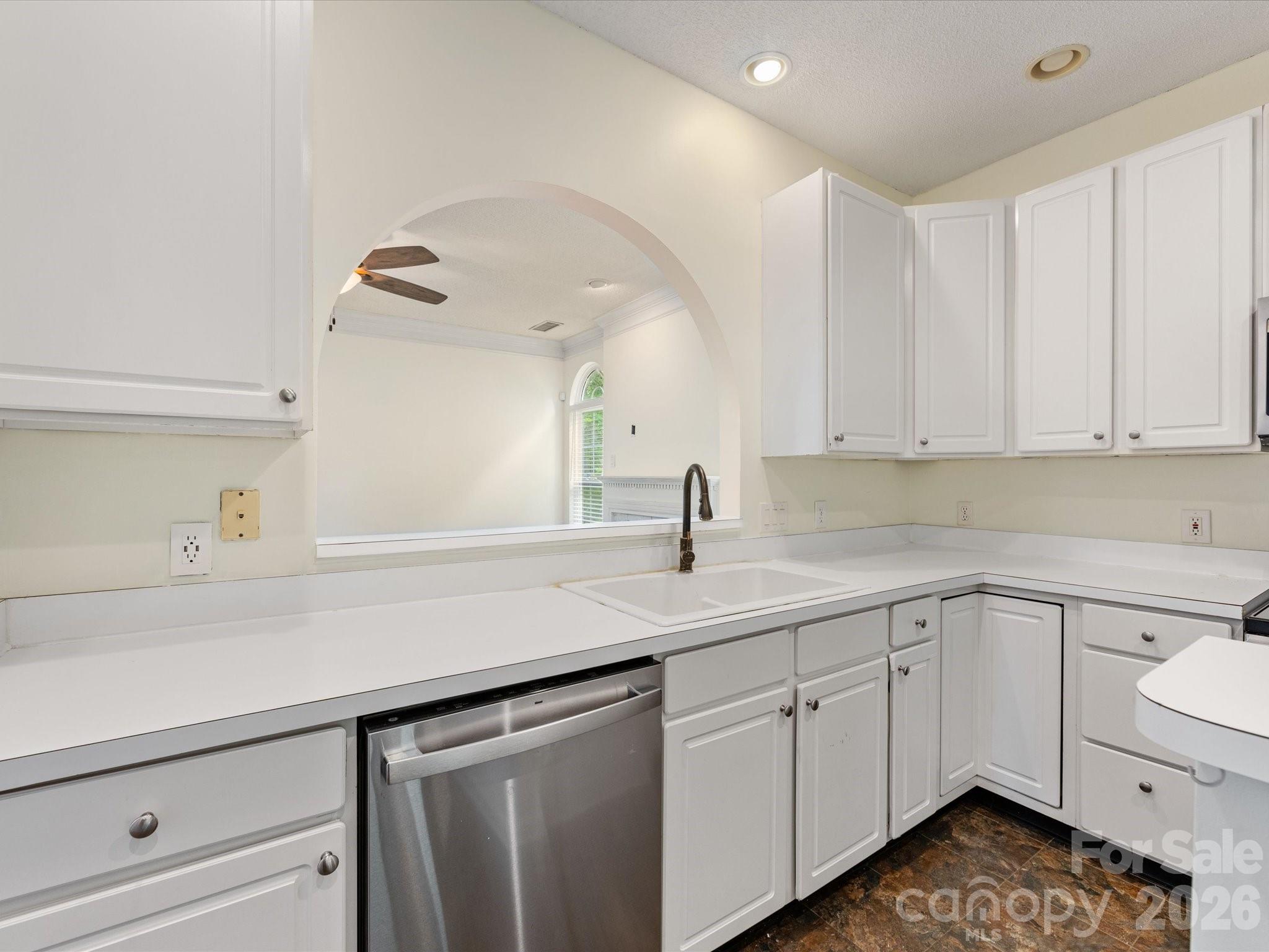 12529 Old Timber Road Charlotte, NC 28269 - Photo 18 of 48 Gallery Image 18