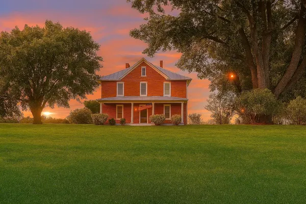 $2,950 | 3039 John Wayland Highway, Dayton, VA 22821