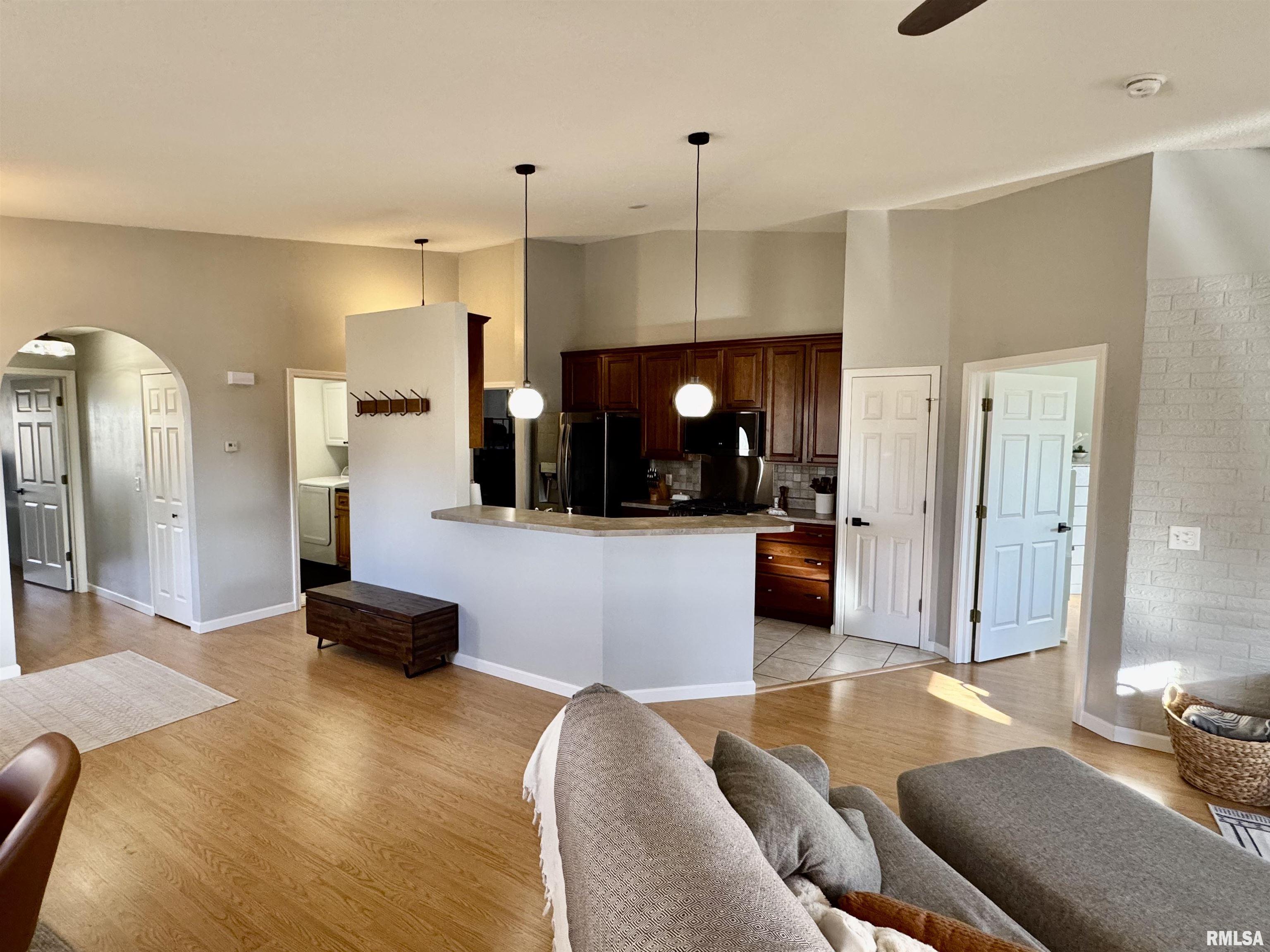 1100 Hawthorn Ridge Macomb, IL 61455 - Photo 7 of 44 Gallery Image 7