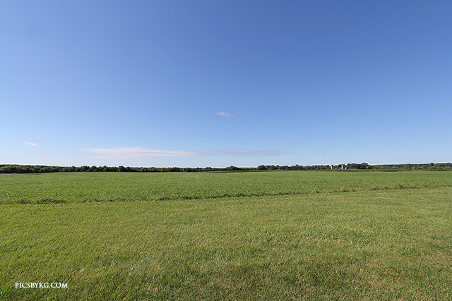 8001 East Tryon Grove Road Richmond, IL 60071 - Photo 24 of 24 a view of an ocean and a yard