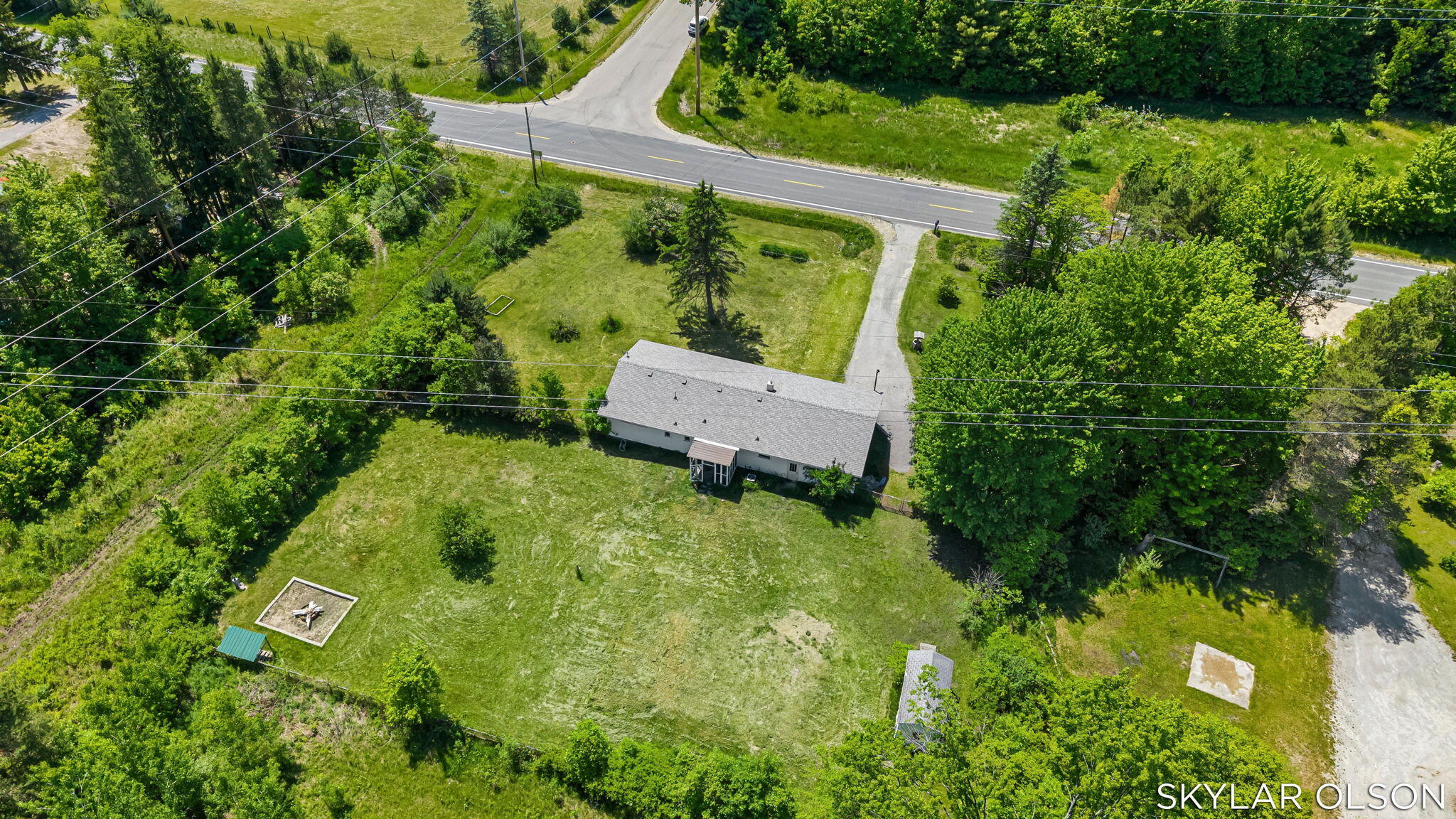 4988 South Brooks Road Fruitport, MI 49415 - Photo 37 of 45 37-web-or-mls-Project_20260601_4595