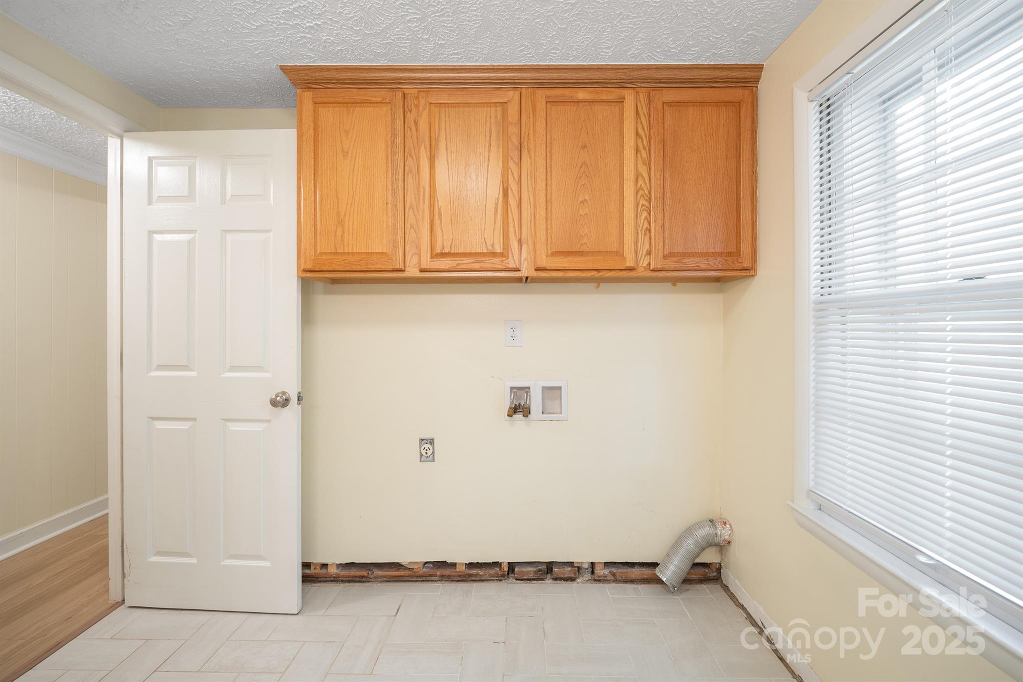 5260 Rifle Range Road Conover, NC 28613 - Photo 8 of 27 a view of room with hardwood