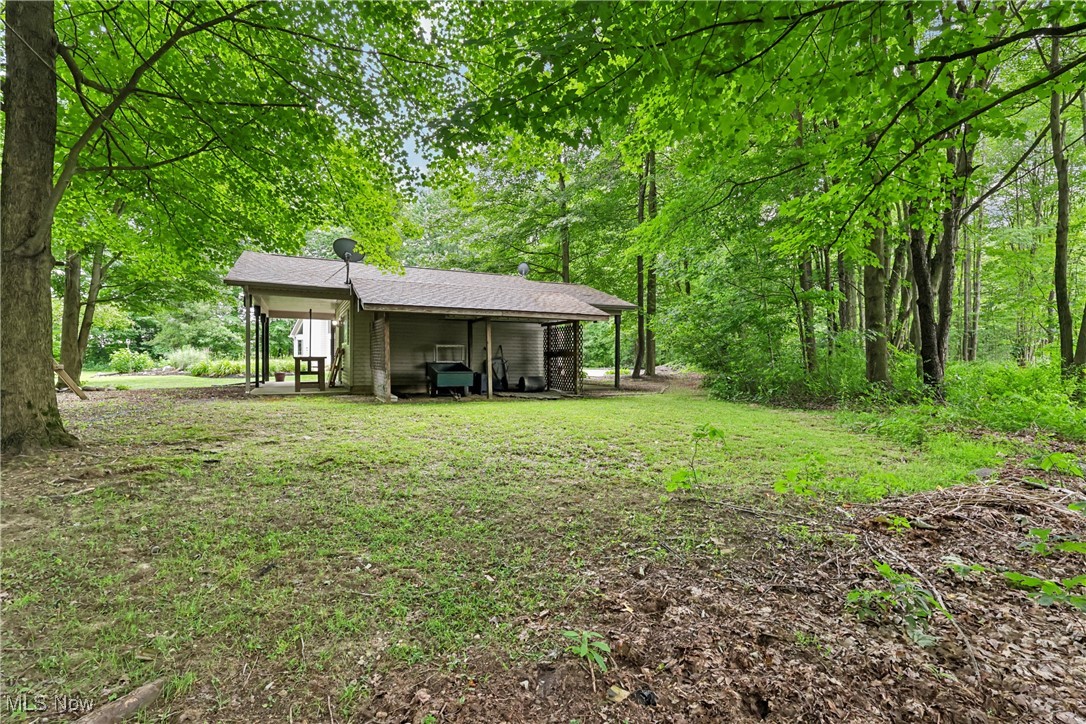8315 Orchard Road Painesville, OH 44077 - Photo 39 of 45 View of green lawn