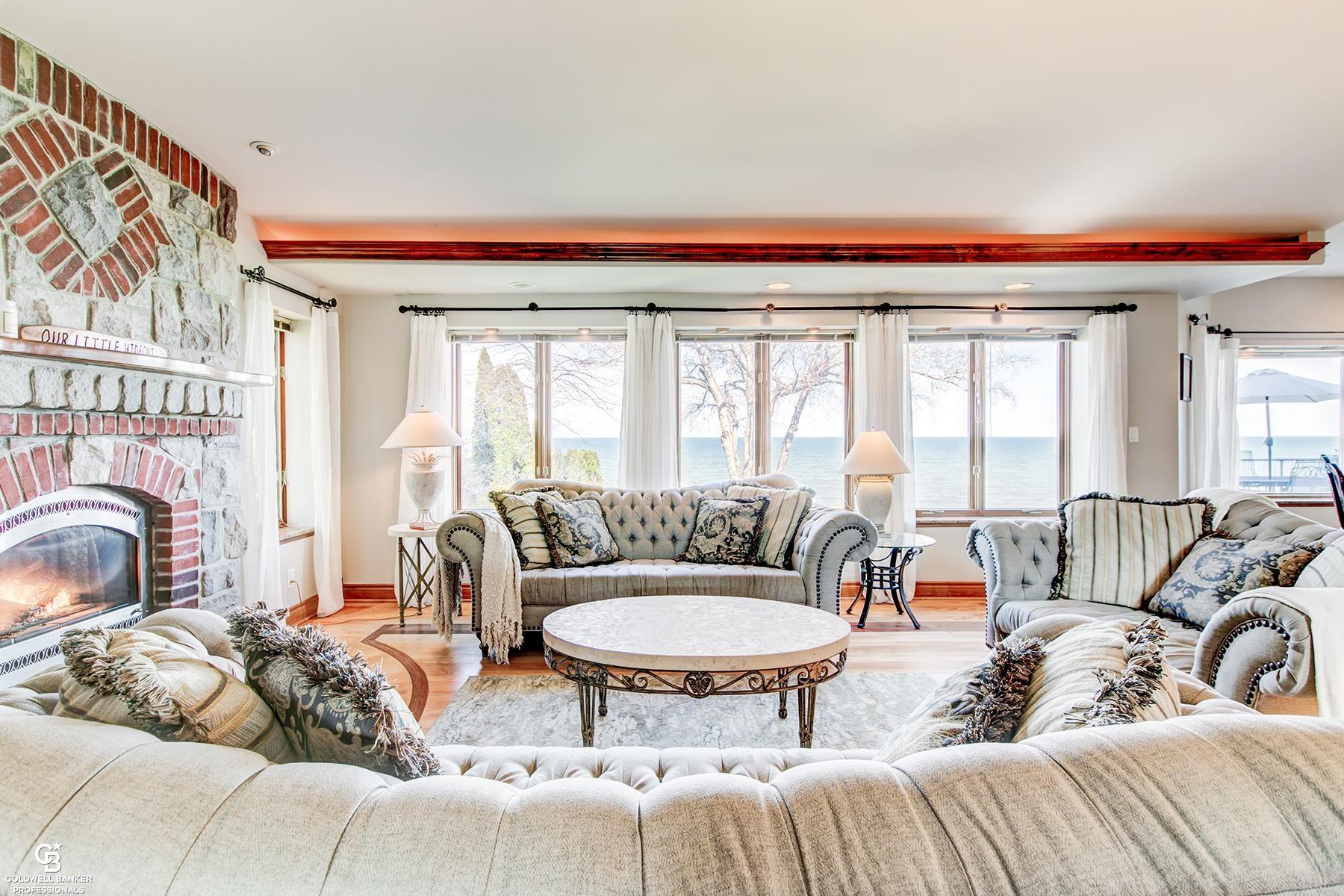 3864 North Lakeshore Road Deckerville, MI 48427 - Photo 9 of 88 50107318-8.JPG