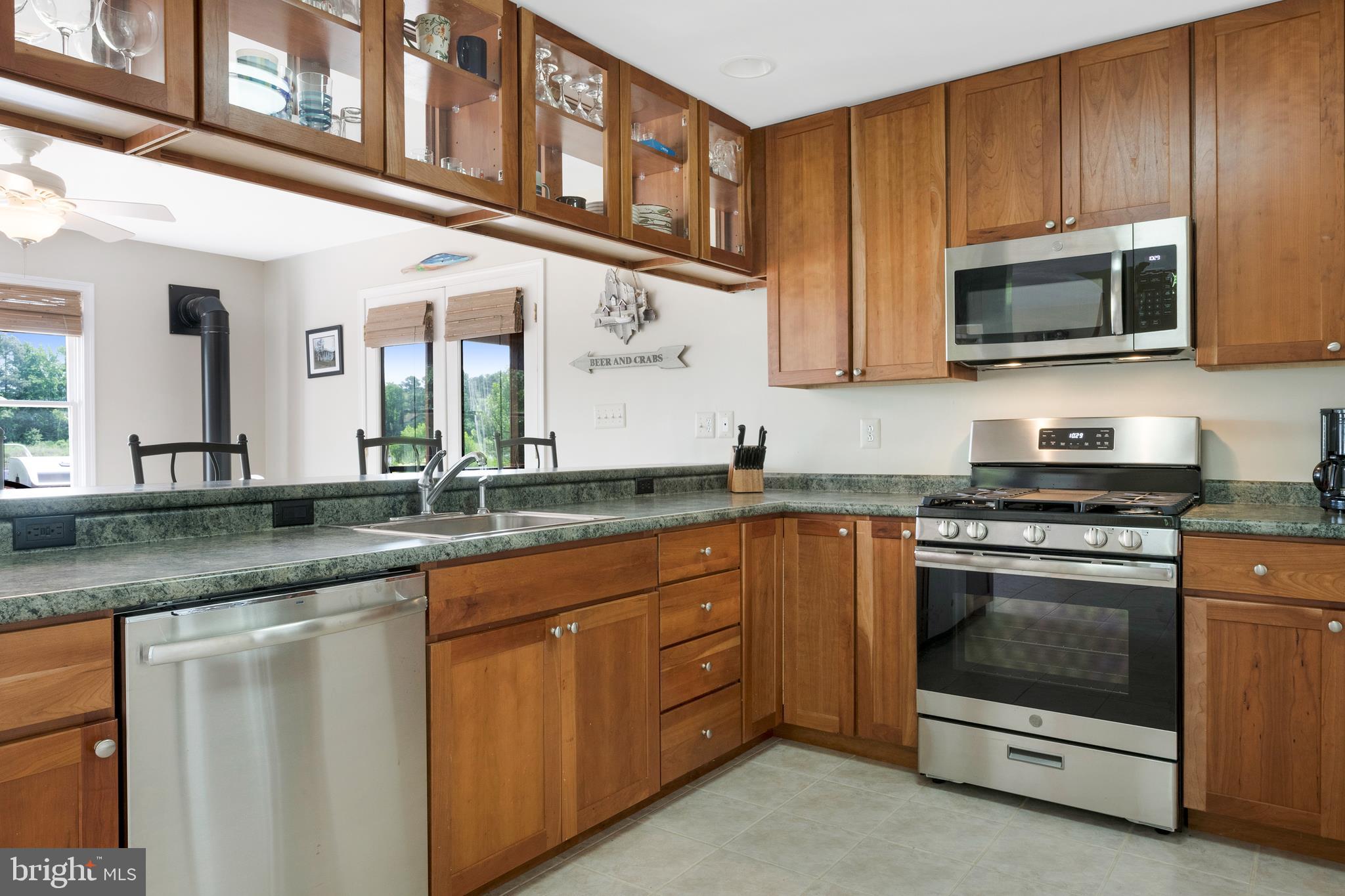 12260 Potomac View Road Newburg, MD 20664 - Photo 6 of 69 Gallery Image 6