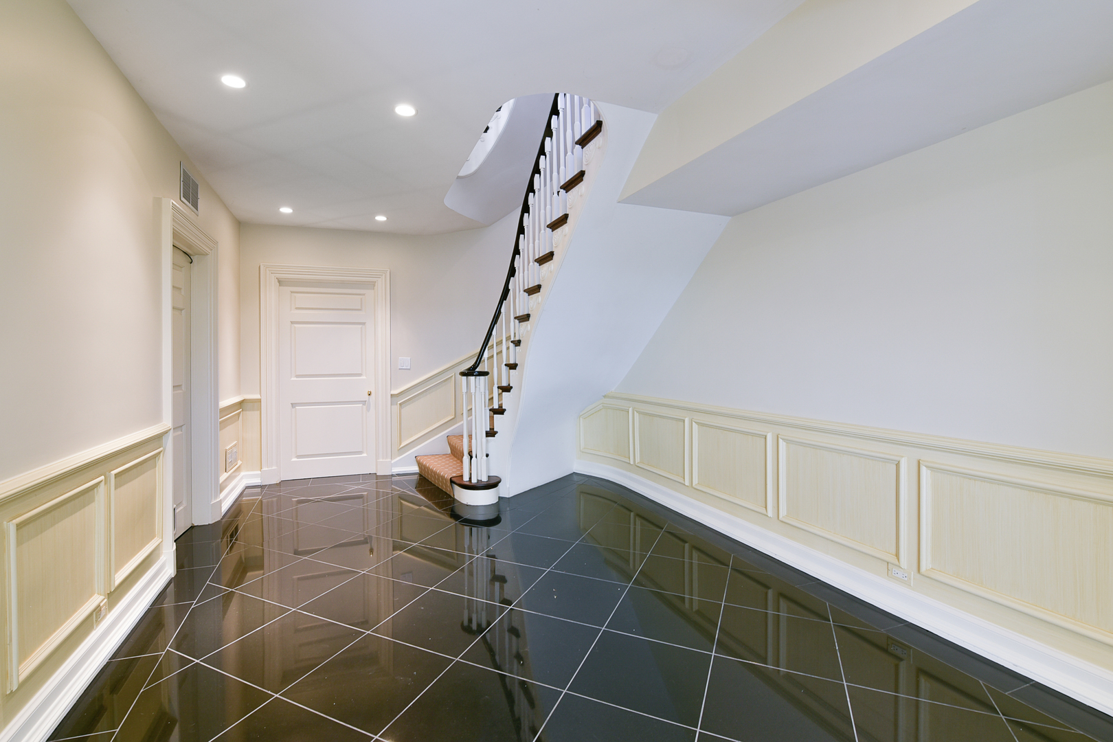 166 Sheridan Road Winnetka, IL 60093 - Photo 33 of 40