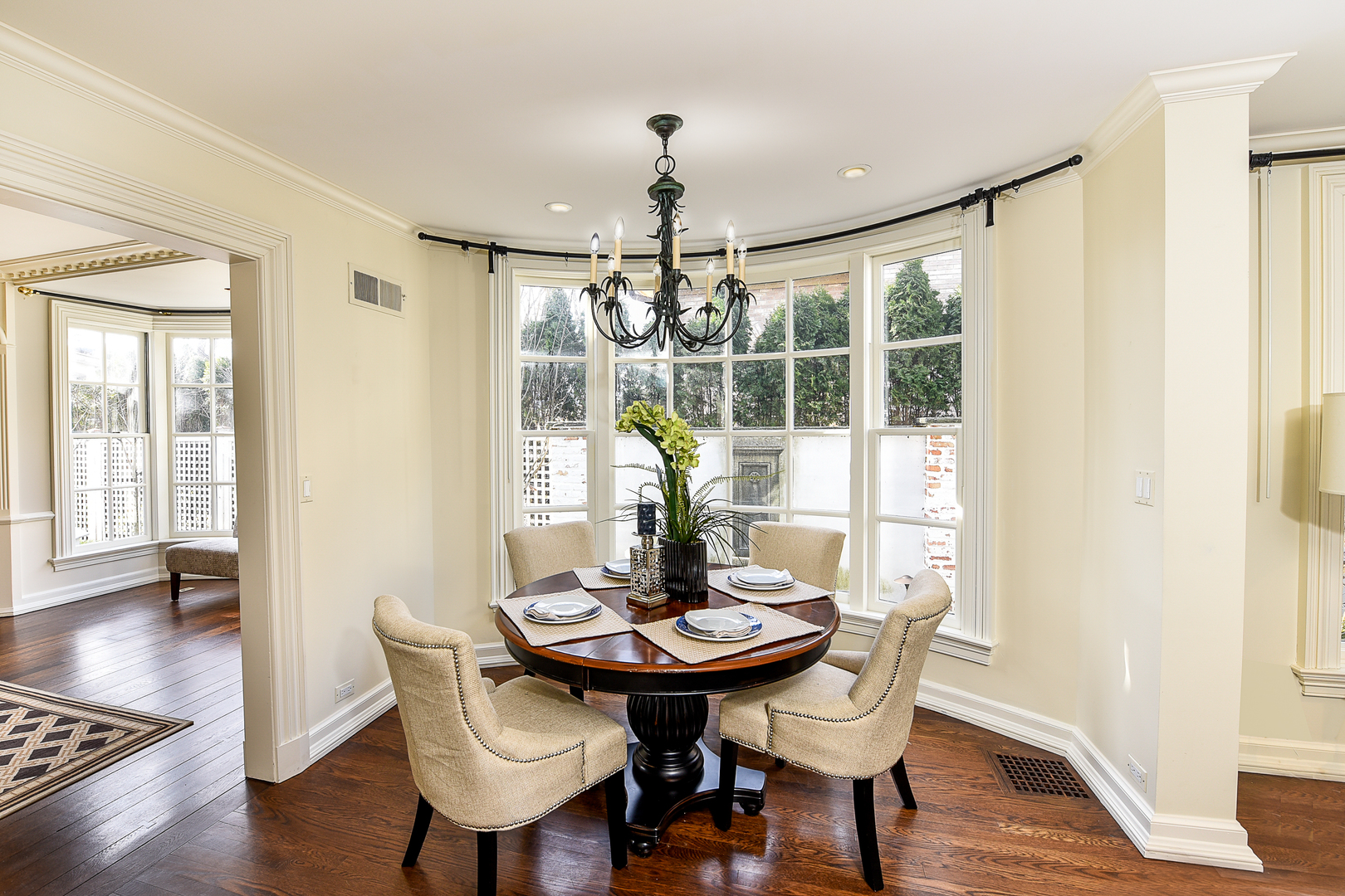 166 Sheridan Road Winnetka, IL 60093 - Photo 7 of 40