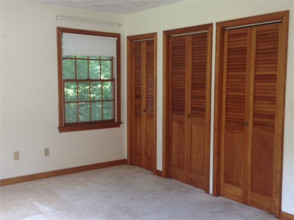 381 East County Road Rutland, MA 01543 - Photo 10 of 28 an empty room with windows
