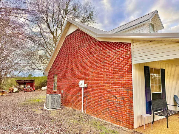 $185,000 | 1440 Highway 35, Carthage, MS 39051