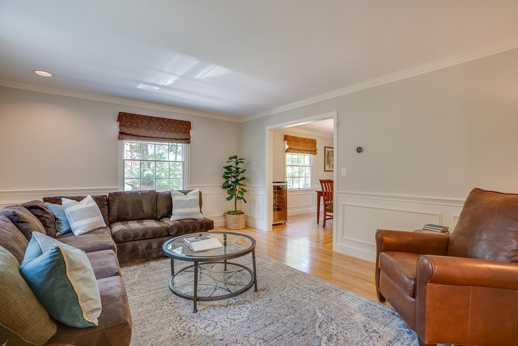 890 Waltham Street Lexington, MA 02421 - Photo 13 of 36 Gallery Image 13