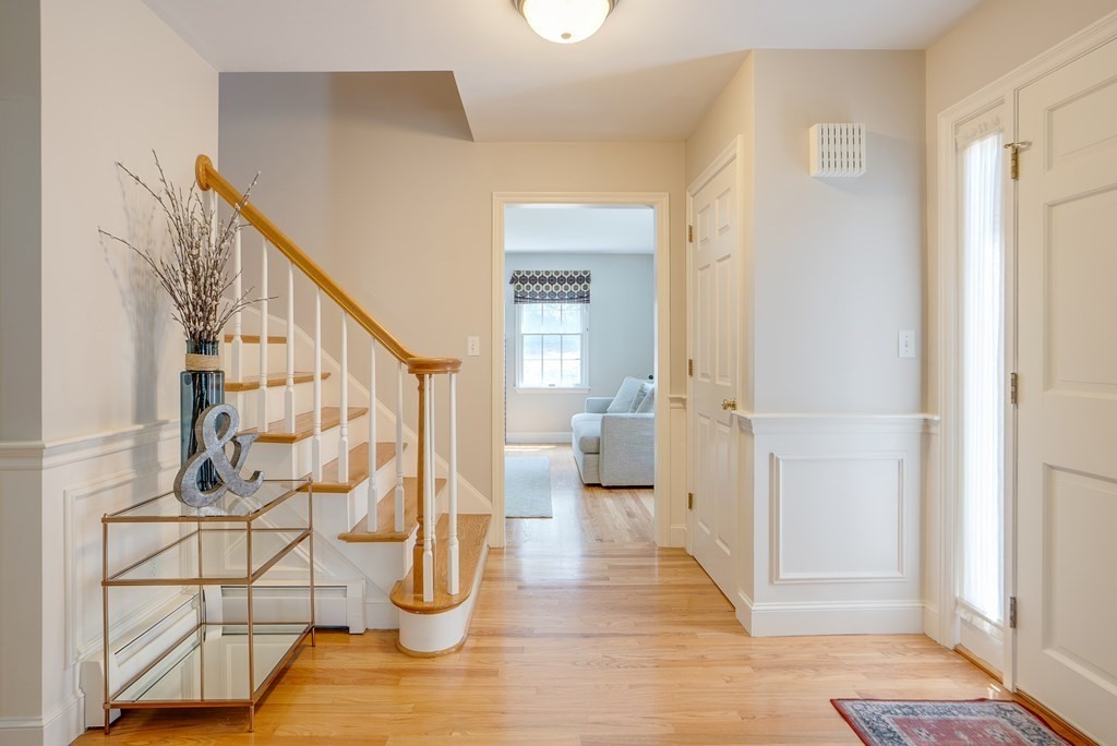 890 Waltham Street Lexington, MA 02421 - Photo 15 of 36 Gallery Image 15