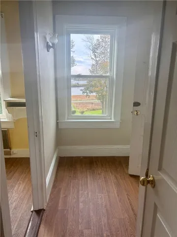 $1,600 | 889 Hope Street, Unit 3, Bristol, RI 02809