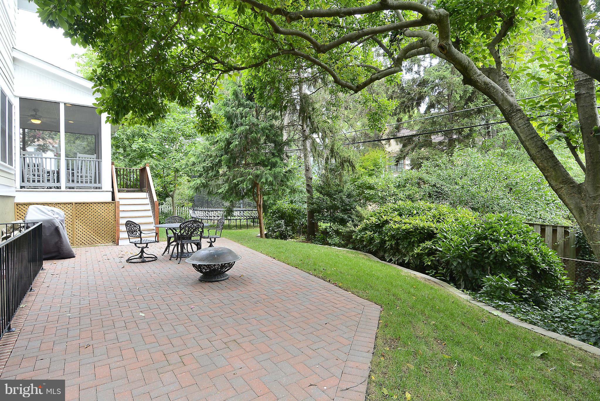 4430 19th Road North Arlington, VA 22207 - Photo 26 of 30 Large Paver Stone Patio