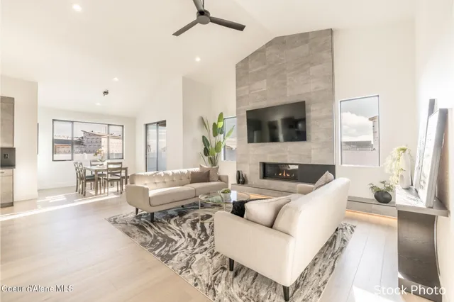 $1,150,000 | 964 East Steeple Chase Road, Hayden, ID 83835