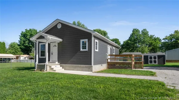 $179,900 | 462 West Wilson Street, Paoli, IN 47454