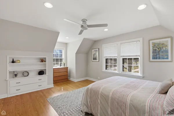 $995,000 | 5901 North Newark Avenue, Chicago, IL 60631